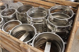 金屬高速高質量激光批量切割，無毛刺